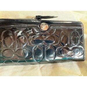 Coach Black Patent Leather Signature C Zip Around Wallet Organizer